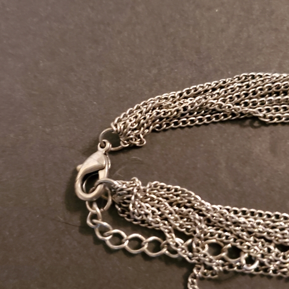 Retro Silvertone and Rhinestone Crystal Necklace. - Picture 7 of 8